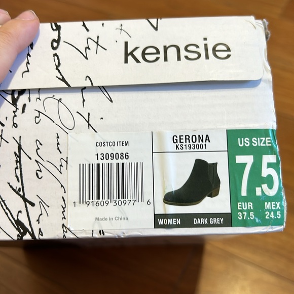 Kenzie Ankle Boot - Picture 5 of 5